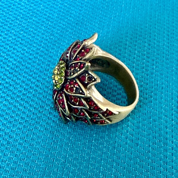 Heidi Daus Ring ~ Poinsettia Flower 🌺 Ring with Red and Yellow Crystals - Picture 3 of 5